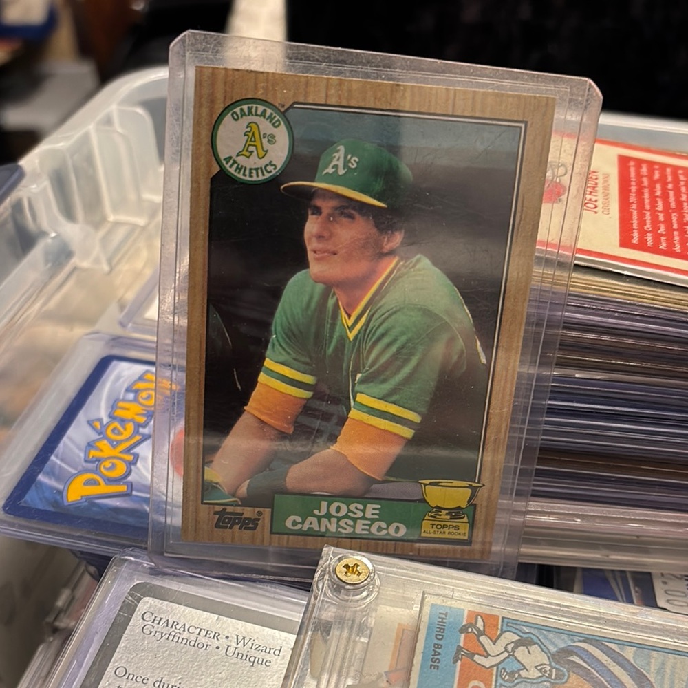 Topps Jose Canseco Outfield Baseball Card